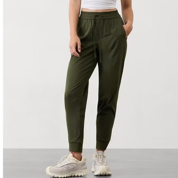 Athleta Pants - Athleta Trekkie North Jogger 27.5"- 12 Aspen Olive